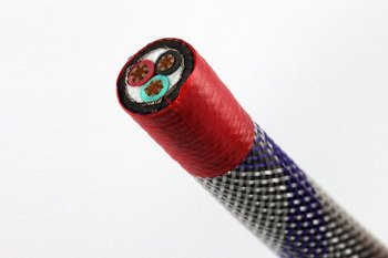 Neotech NEP-3002III - Kabel zasilający hybrydowy: miedź oraz srebro UP-OCC