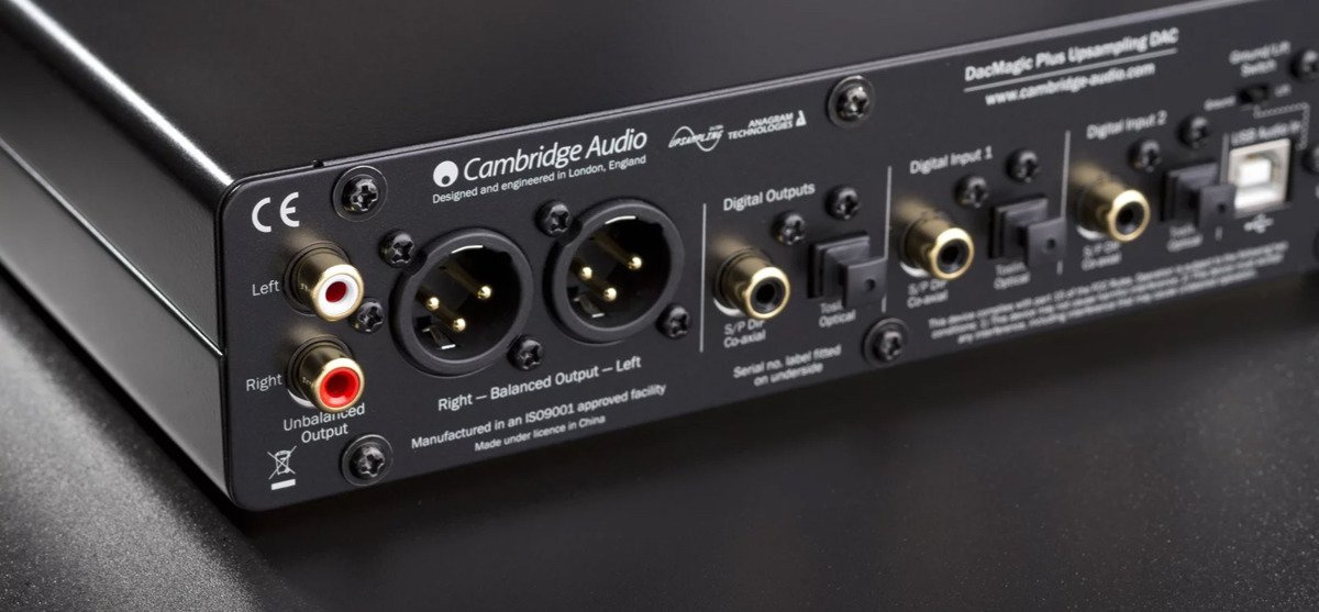Cambridge DAC MAGIC PLUS czarny Stereo \ Audio transducers Brands